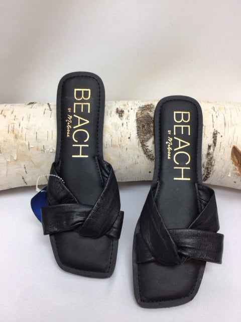 Beach Size 9 Black Sandals