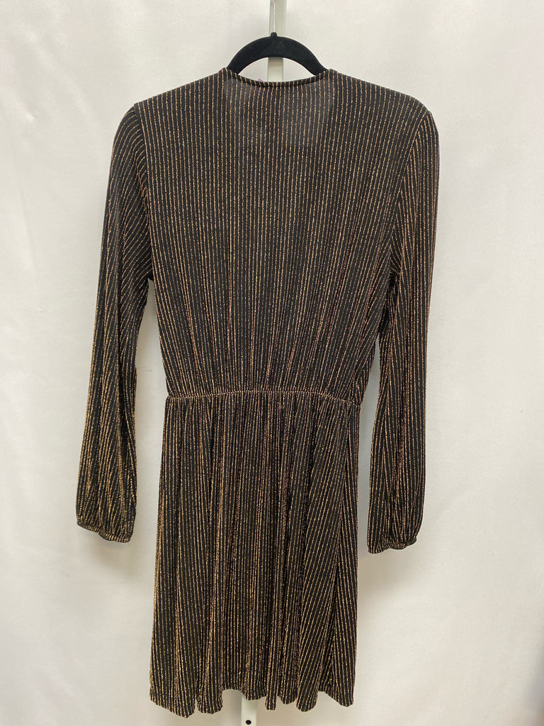 Size Large Lush Black/Gold Long Sleeve Dress