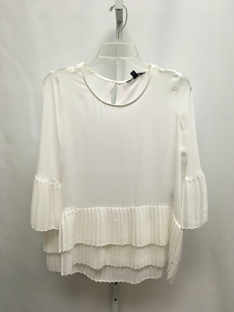 Simply Vera Size Small White 3/4 Sleeve Top