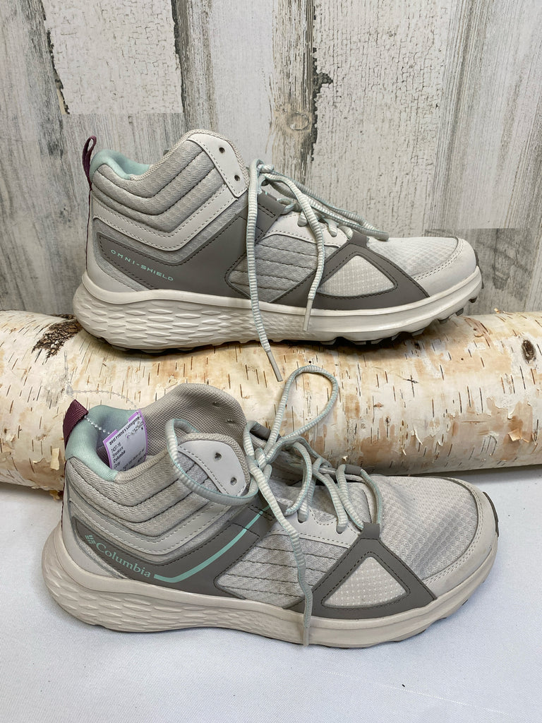 Columbia Size 10 Gray Sneakers