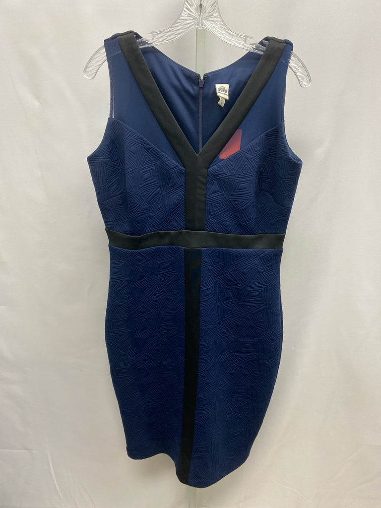 Size 12 Sangria Navy/Black Sleeveless Dress