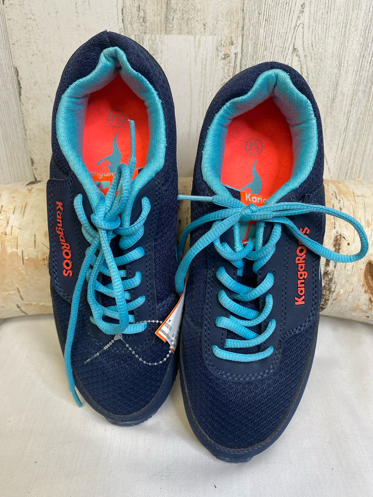 Kangaroo Size 7.5 Blue Sneakers