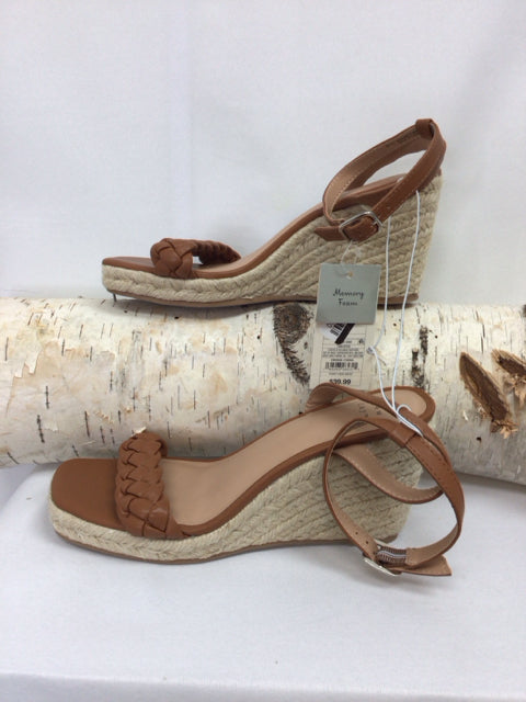 a new day Size 8.5 Brown Wedge