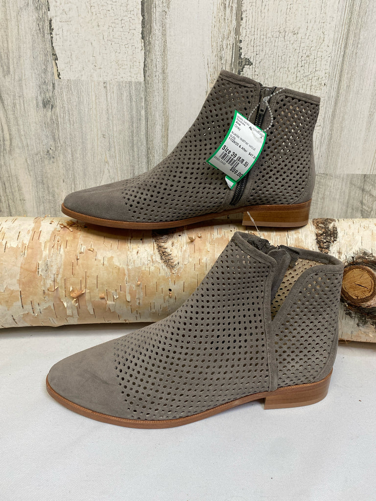 Ana Size 39 (8/8.5) Gray Booties
