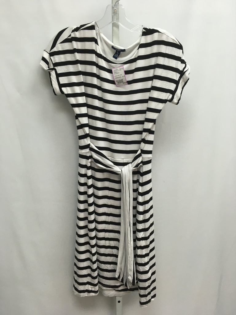 chaps black and white dress Size Small White/Black Short Sleeve Color:Sapphire/Silver