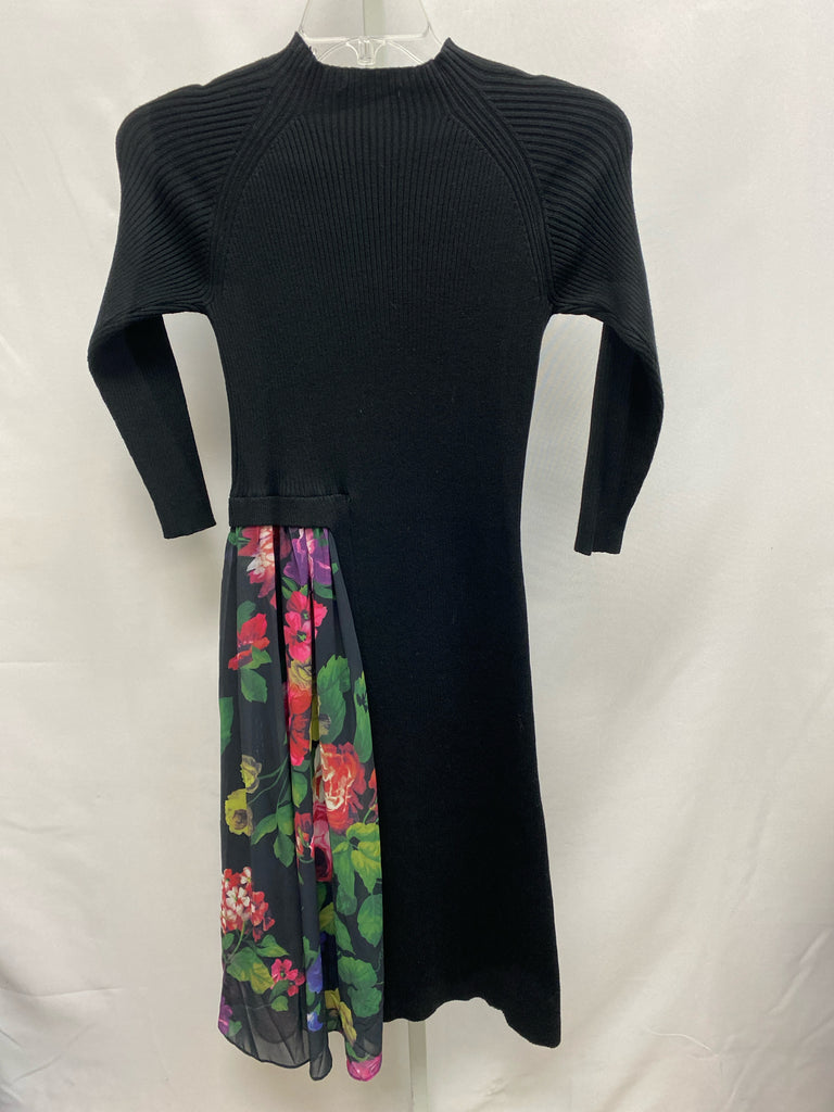 Size Medium Dalia MacPhee Black Floral Long Sleeve Dress