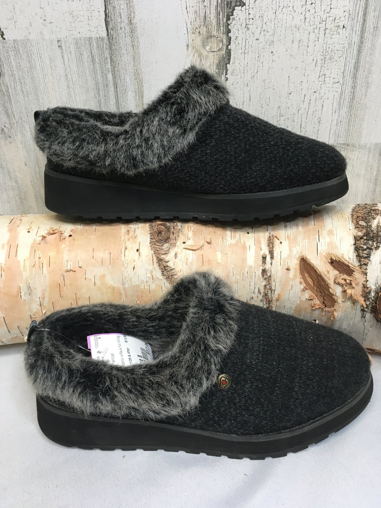 Bobs Size 8 Charcoal Slippers