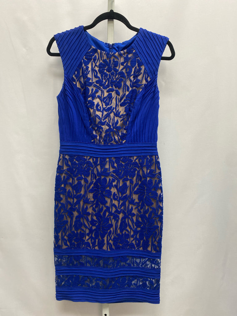 Tadashi Shoji Size 6 Blue Sleeveless Dress