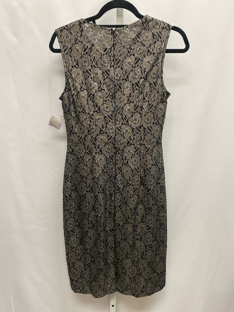 Size 4 WHBM Gray Print Sleeveless Dress