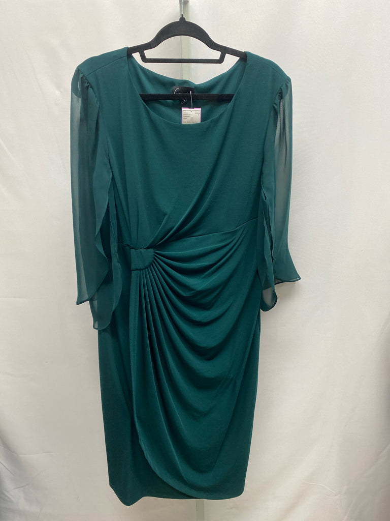 Size 16 Connected Green 3/4 Sleeve Dress