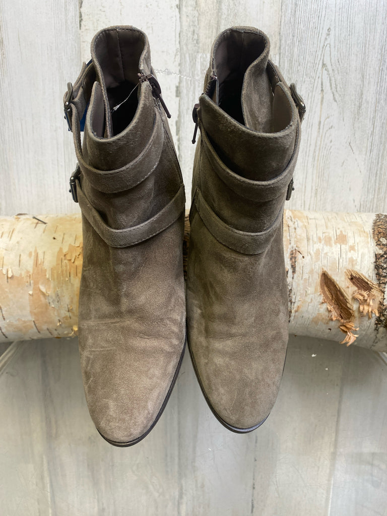 Meucci Size 6 Taupe Booties