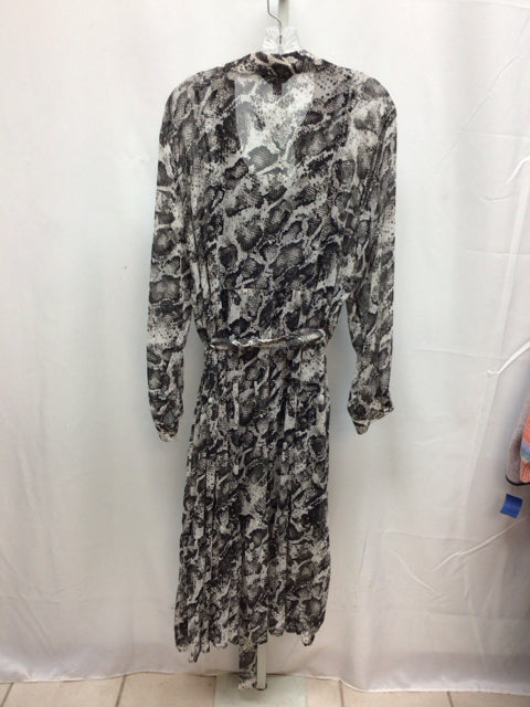 Size XXL Simply Vera Gray/Black Long Sleeve Dress