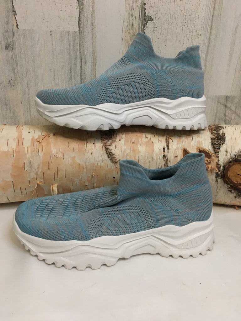 Size 39 (8/8.5) Blue Slip-ons