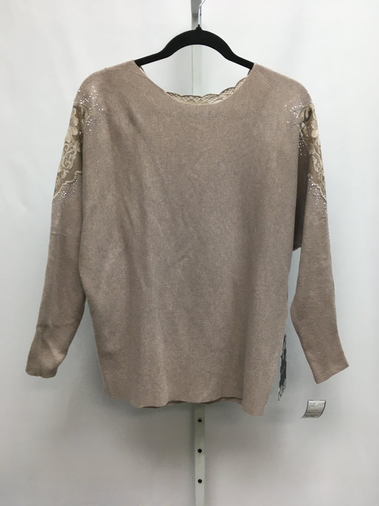 Ava Rose Size Medium Tan Long Sleeve Sweater