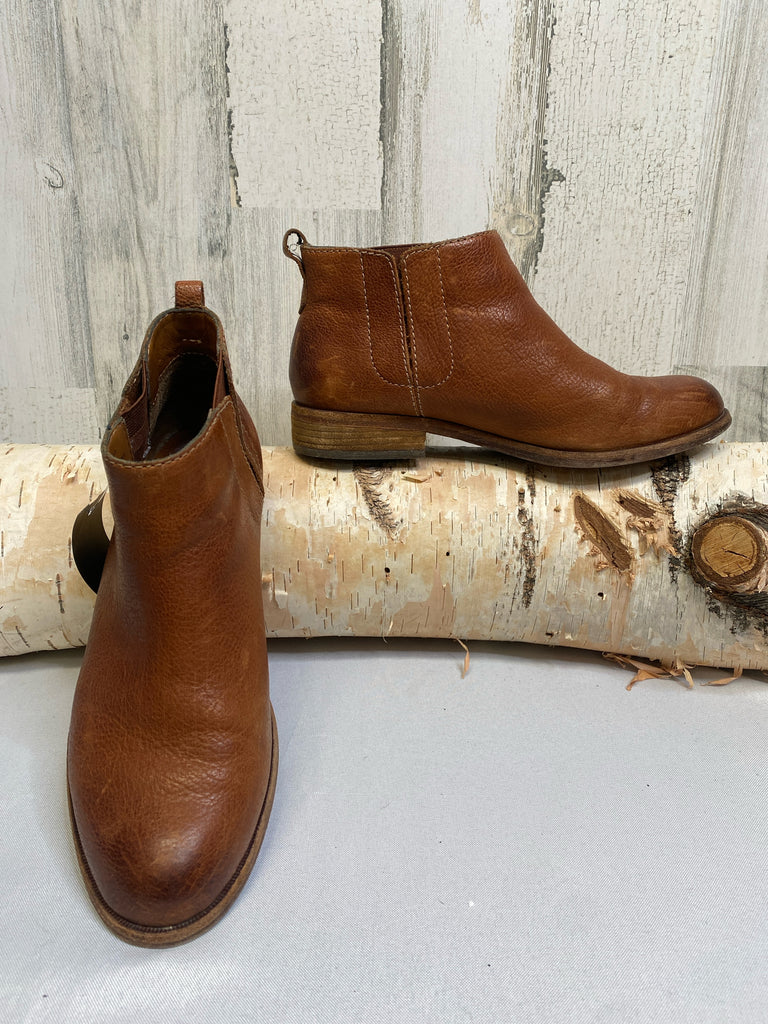 Kork-Ease Size 7 Brown Booties
