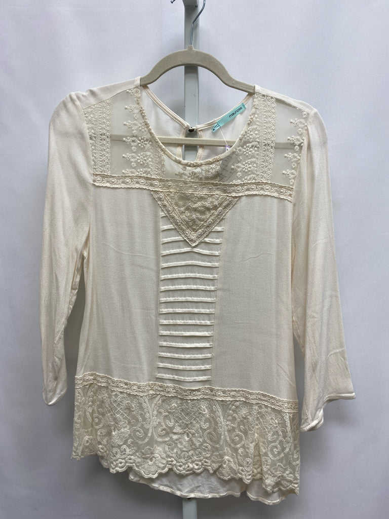 Maurices Size Medium Cream 3/4 Sleeve Top