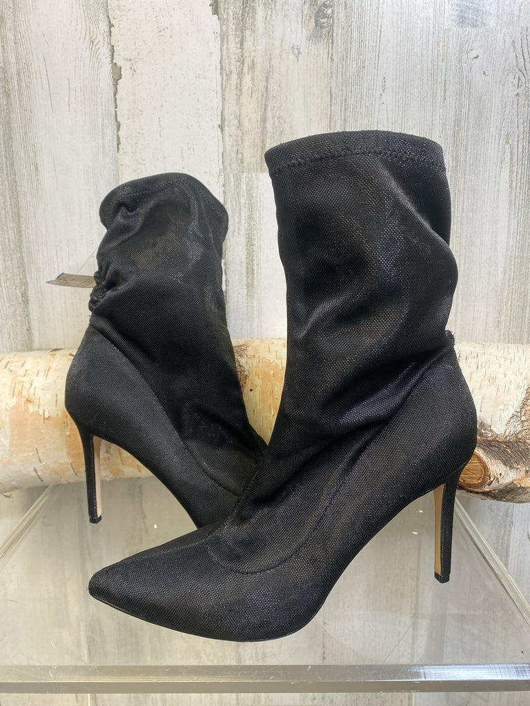 Badgley Mischka Size 9 Black Booties