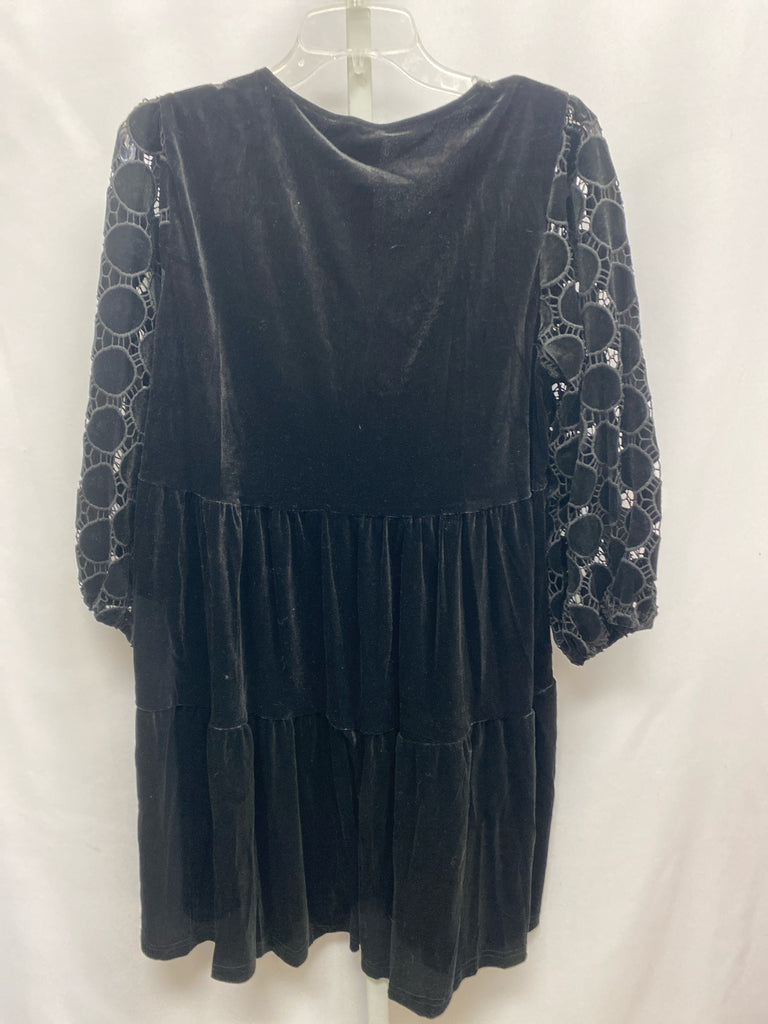 Size Medium umgee Black 3/4 Sleeve Dress