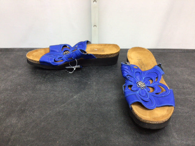 Naot Size 41 (10/10.5) Royal Blue Sandals