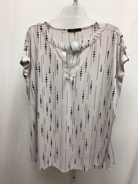 Cure Size 3X Gray/Black Short Sleeve Top