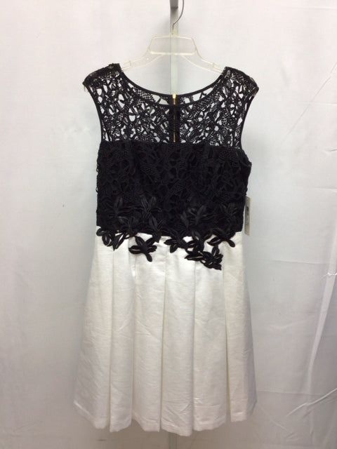 Size 12 Eliza J Black/White Sleeveless Dress