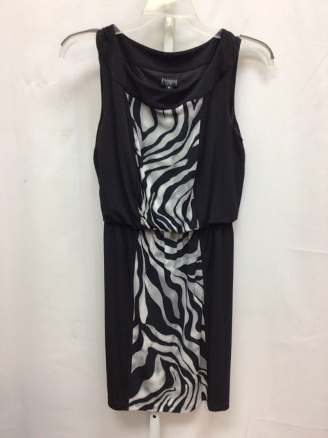 Size 14 Enfocus Studio Black/Gray Sleeveless Dress