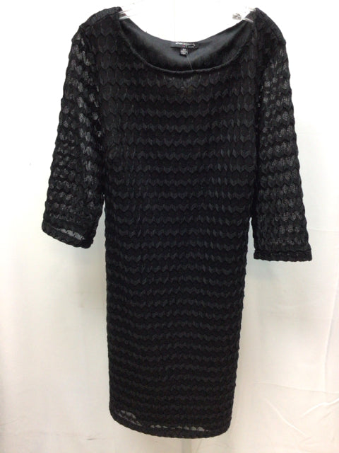 Size 18W Sharagano Black on black 3/4 Sleeve Dress