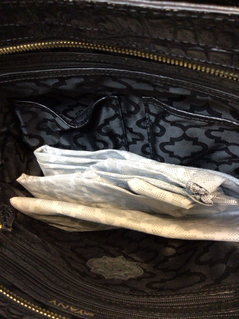 orYANY Black Handbag