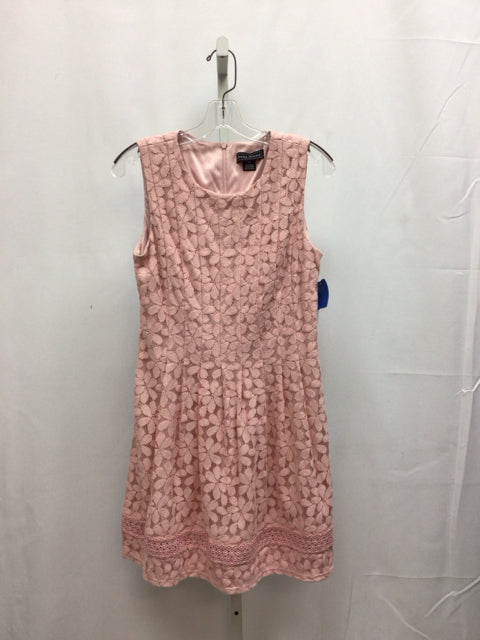 Size 10P Jessica Howard Pink Floral Sleeveless Dress