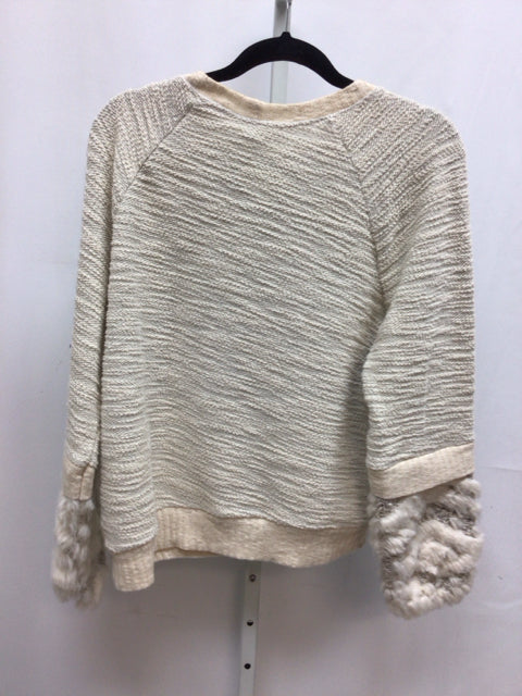 Size Large Cream Long Sleeve Sweater