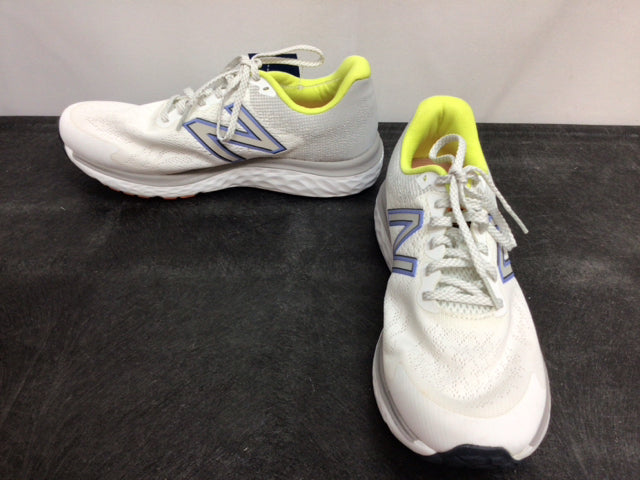 New Balance Size 8.5 Gray Athletic Shoes