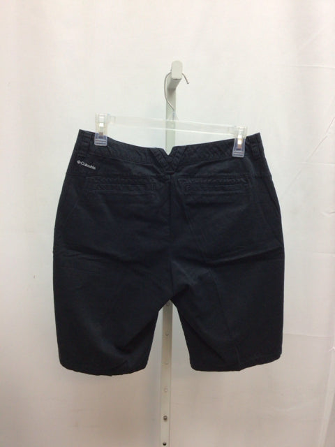 Columbia Size 8 Black Shorts