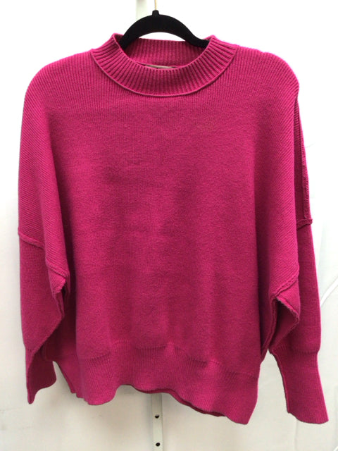 Size Small Hot Pink Long Sleeve Sweater