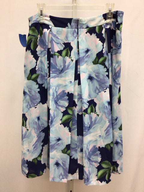 Size 14 Tahari Blue Floral Skirt