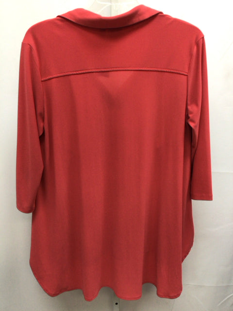 Women with Control Size Large Rose 3/4 Sleeve Top