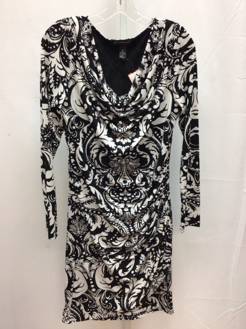 Size Medium Inc Black/White Long Sleeve Dress