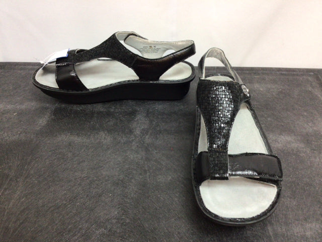 Alegria Size 40 (9/9.5) Black Sandals