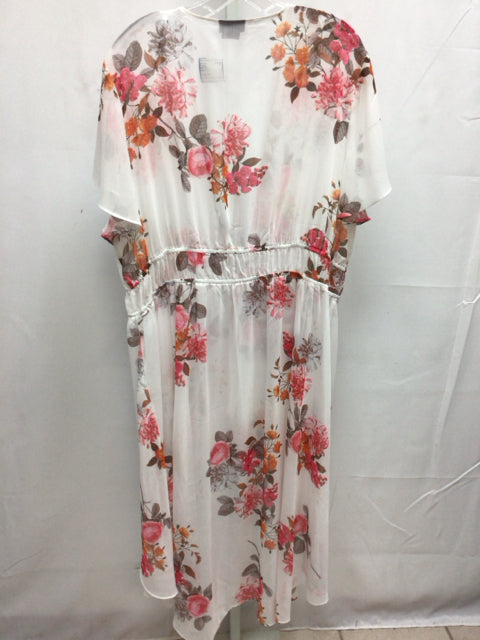 Size 20 City Chic White Floral Coverup