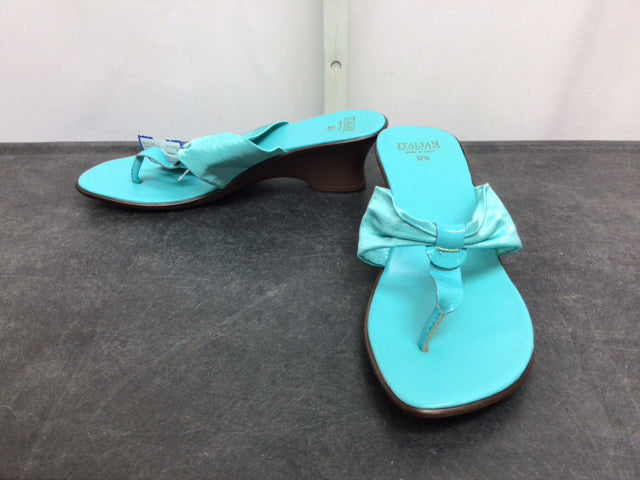 Italian Shoemakers Size 9.5 Turquoise Sandals