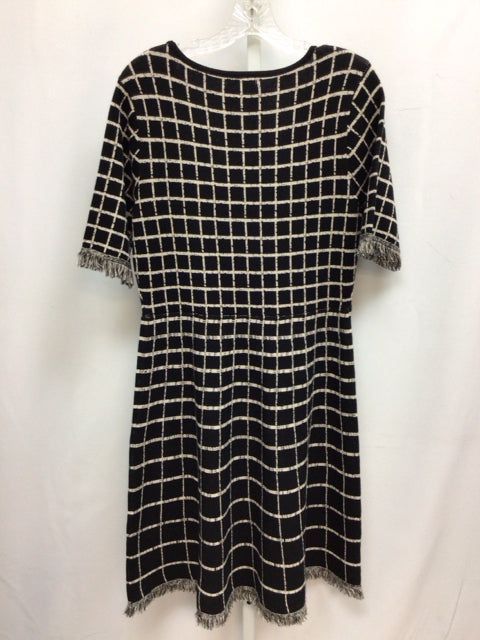 Size Medium Nina Leonard Black/Tan Short Sleeve Dress