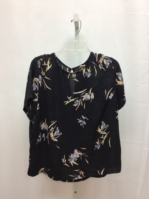 a new day Size XL Black Floral Short Sleeve Top