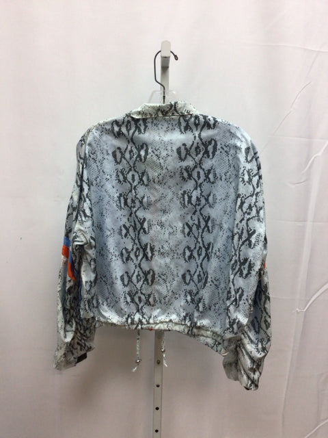 Central Park West Gray Print Athletic Top