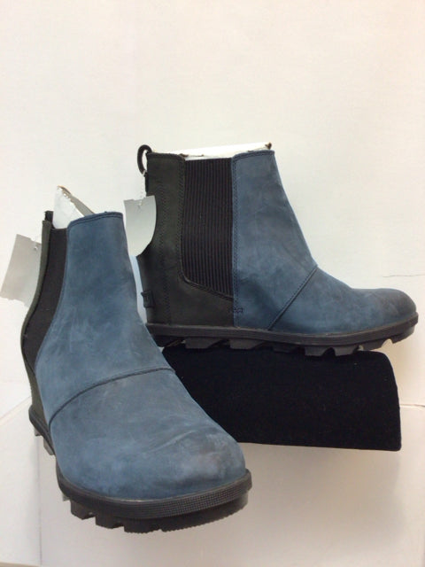 Sorel Size 9.5 Blue/Black Boots