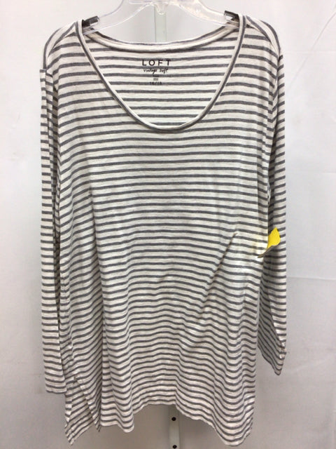 LOFT Size 16/18 Gray Stripe Long Sleeve Top